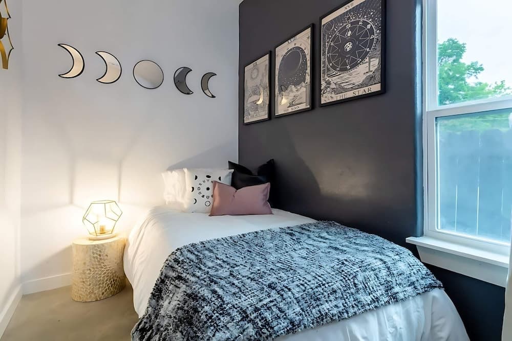 Austin Oasis - Image 2