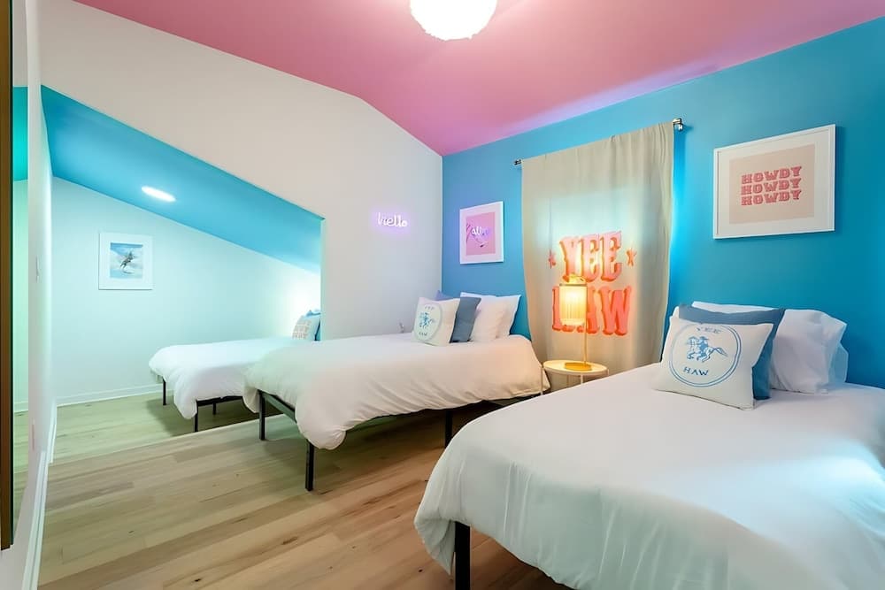 Austin Oasis - Image 6