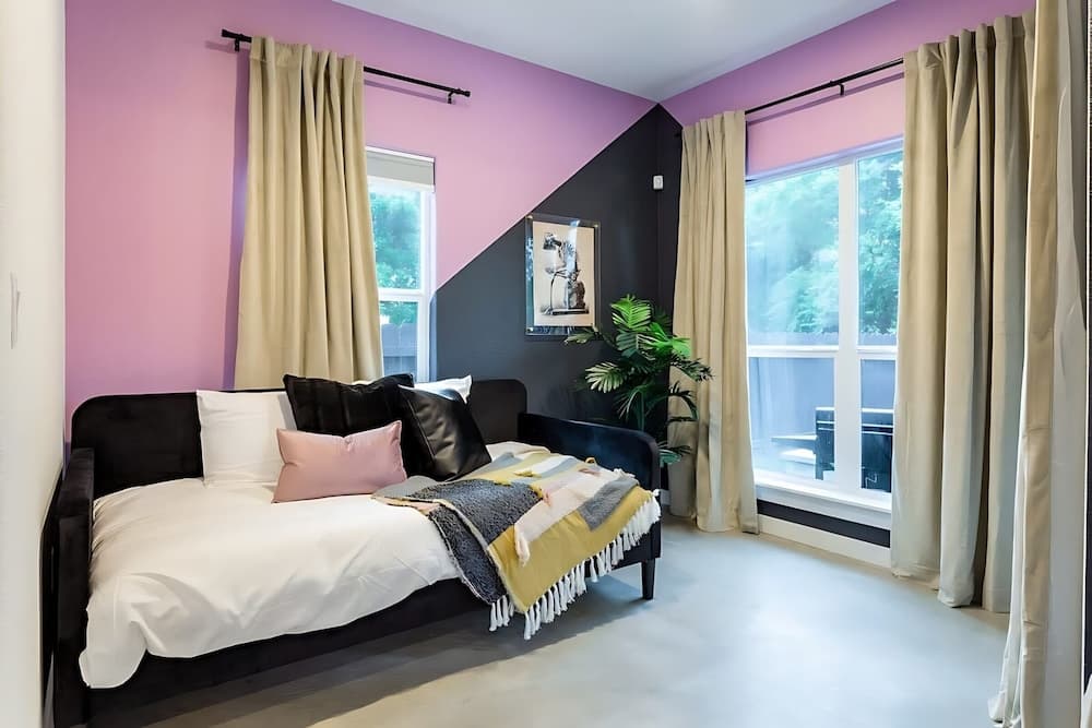 Austin Oasis - Image 8