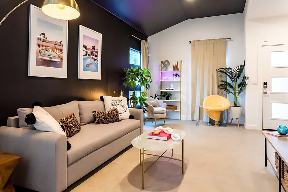 Austin Oasis - Image 24