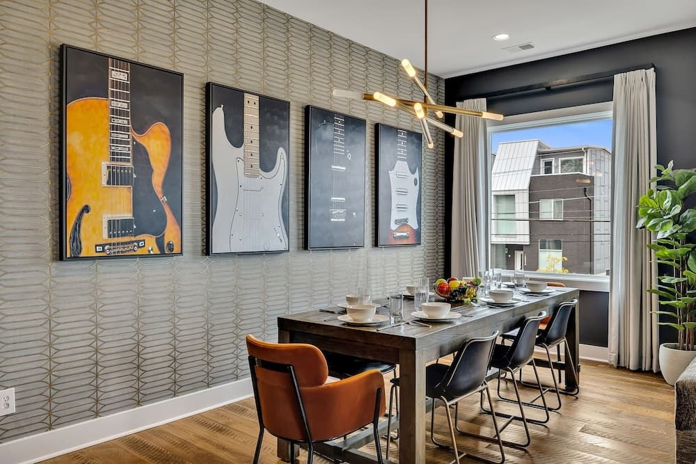 Downtown Dolly - Image 10