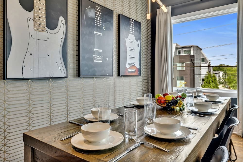 Downtown Dolly - Image 9