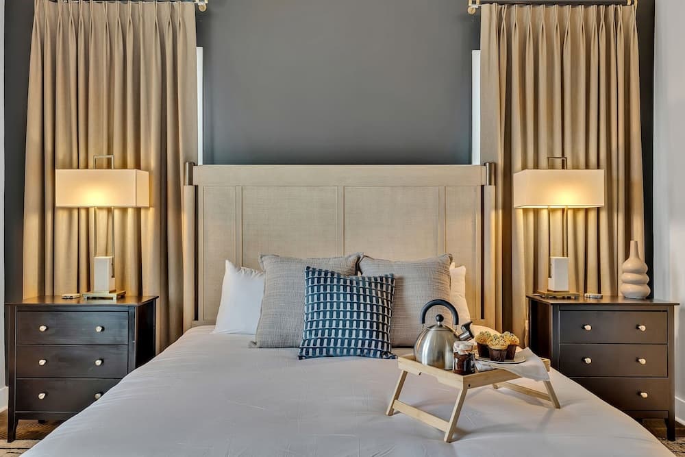 Downtown Dolly - Image 20