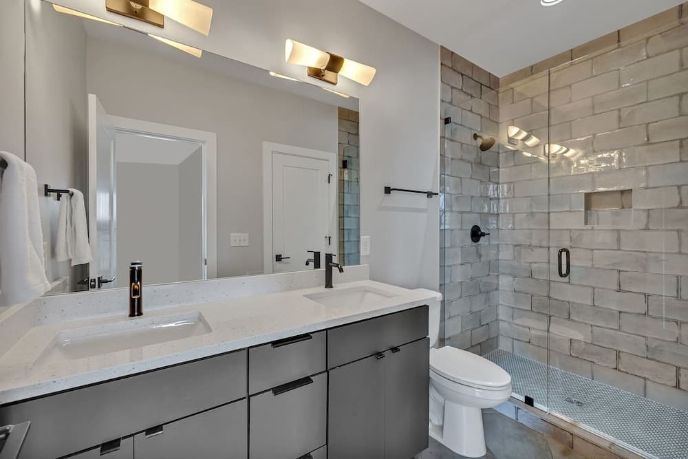 Downtown Dolly - Image 36