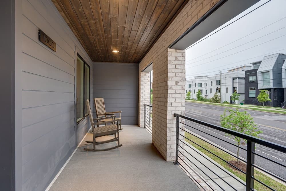 Downtown Dolly - Image 52