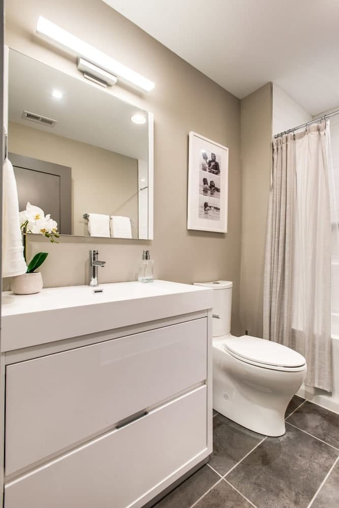 City Luxe - Image 28