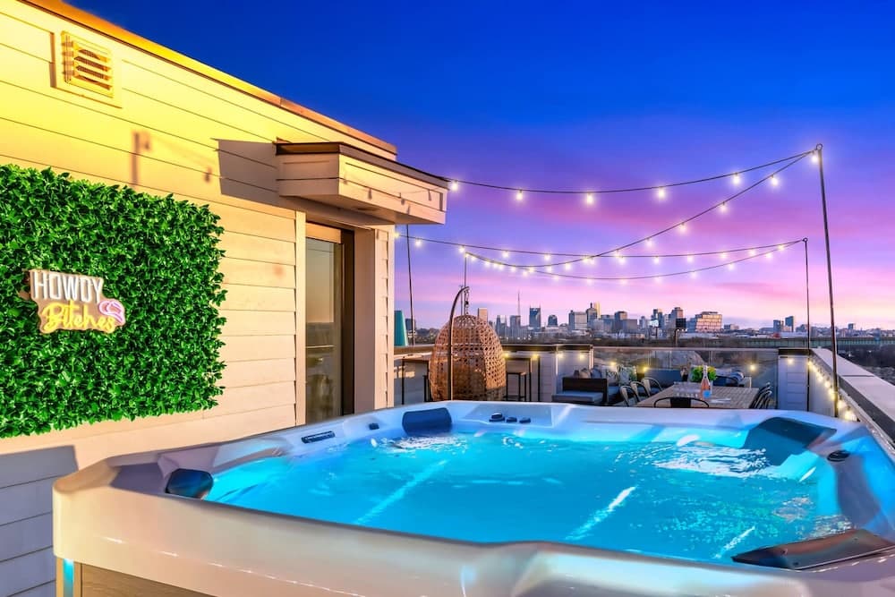 Howdy Bach - Image 2