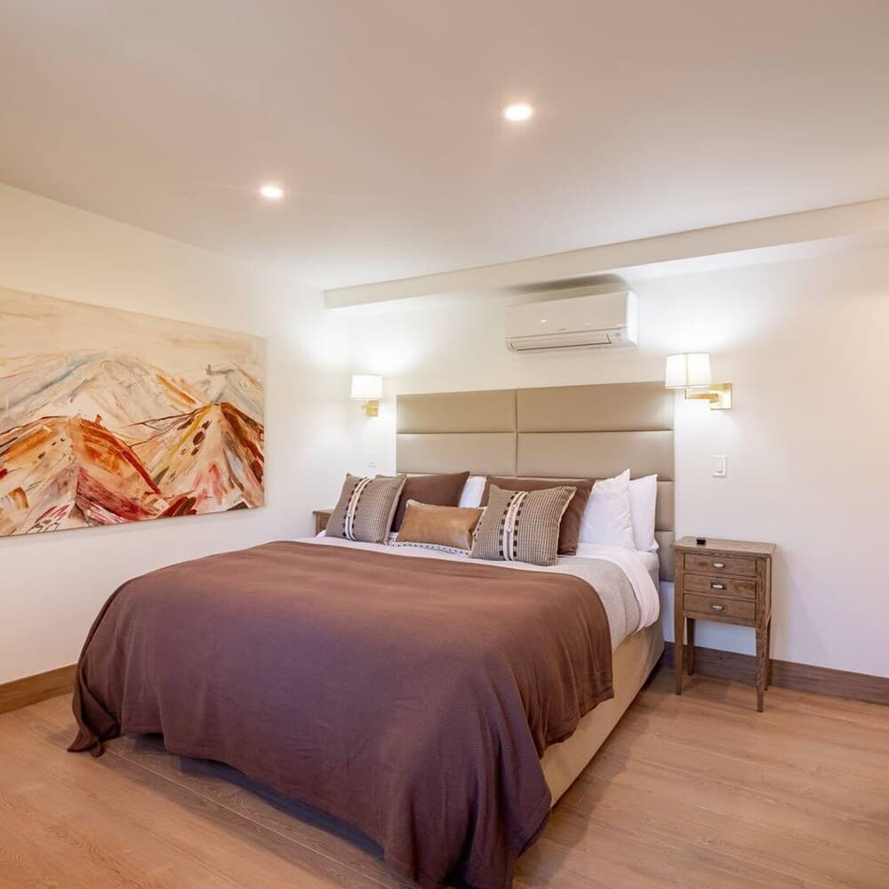 Durant Den - Image 8