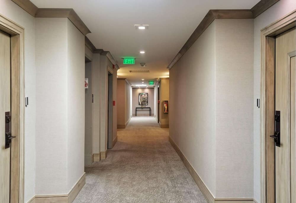 Durant Den - Image 13