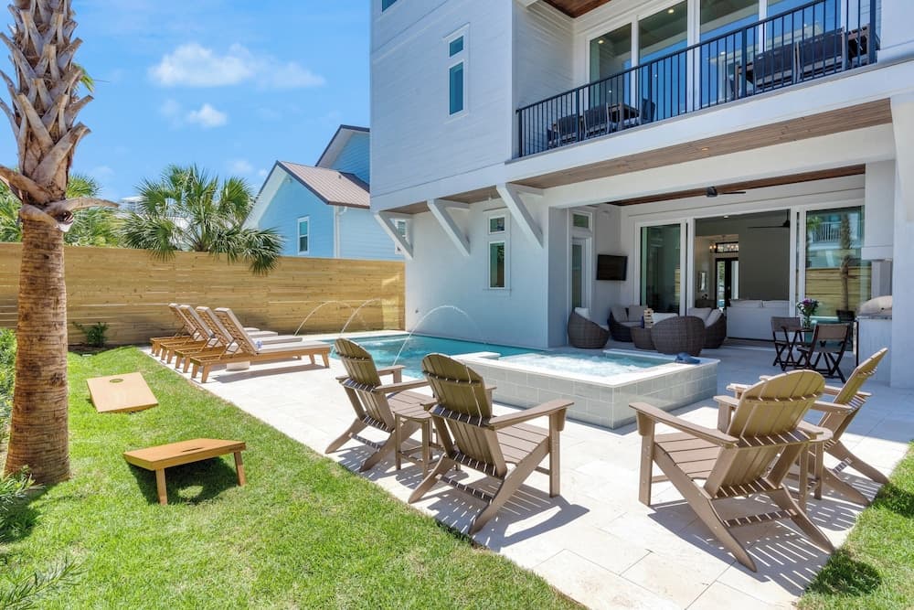 Emerald Evening - Image 1