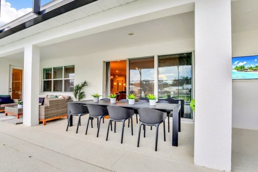 Dynamic Shanti Villa - Image 72