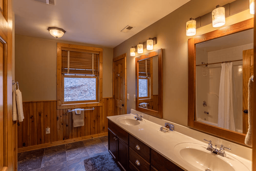 Gratitude House - Image 25