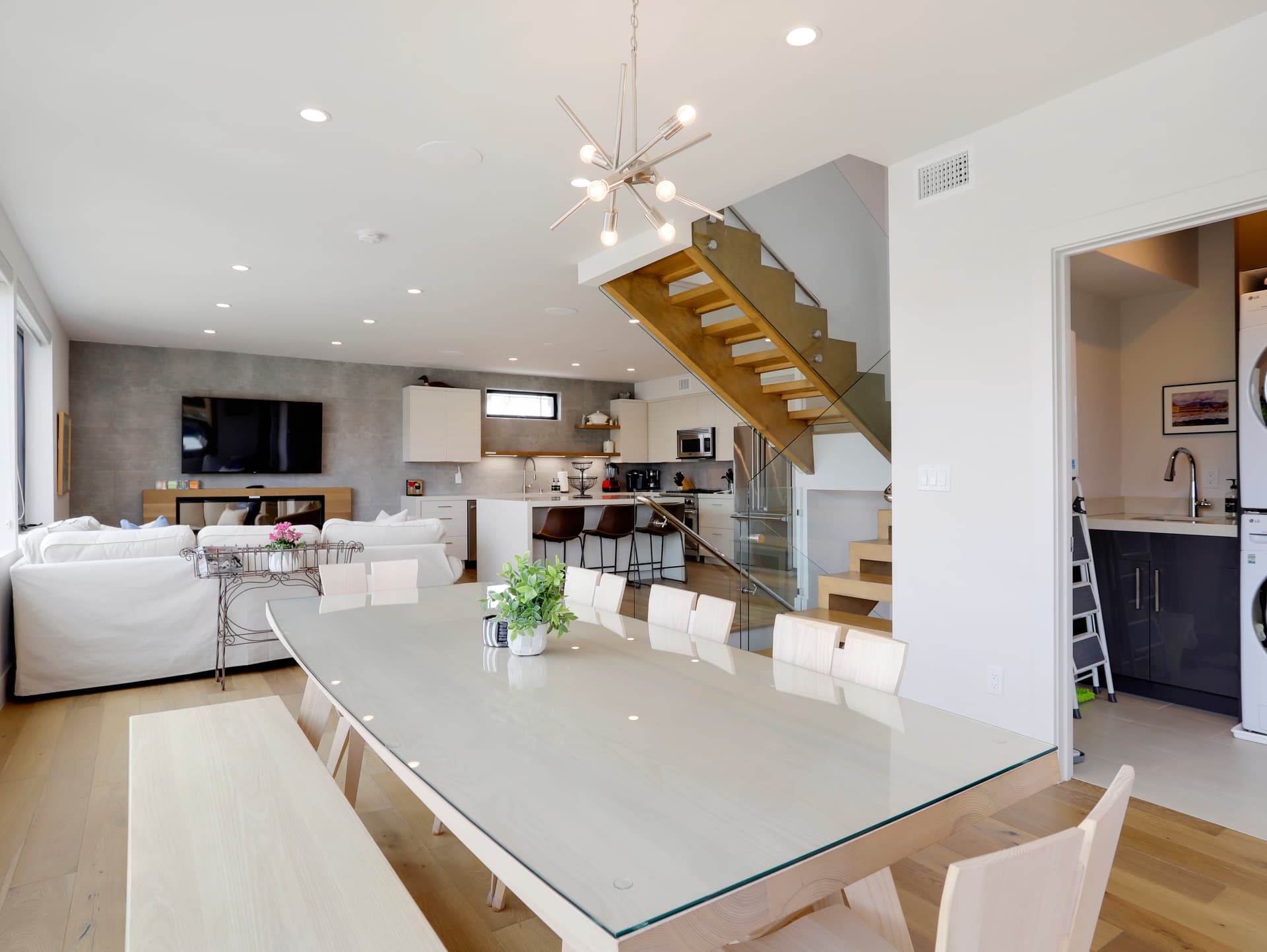 Gone Coastal - Image 11