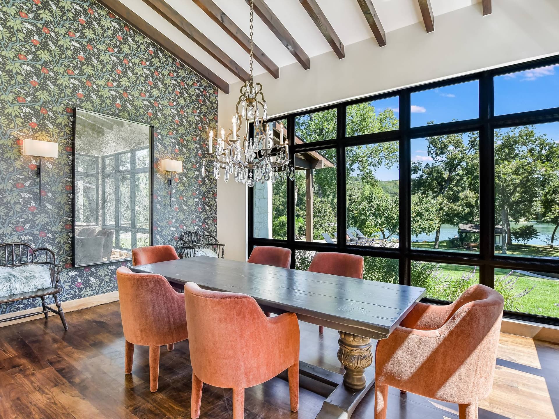 Sapphire on Lake Austin - Image 33