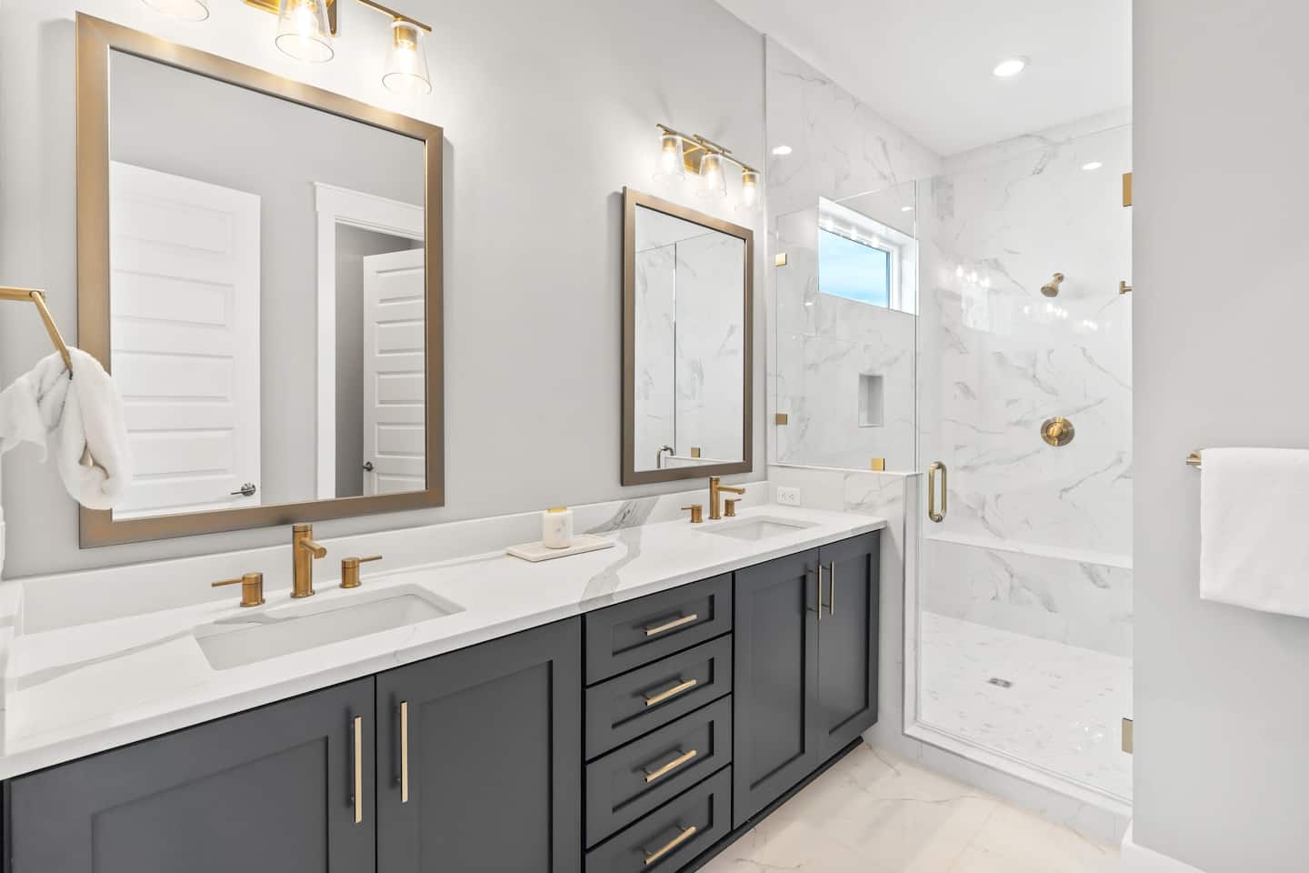 Sea Dweller - Image 36