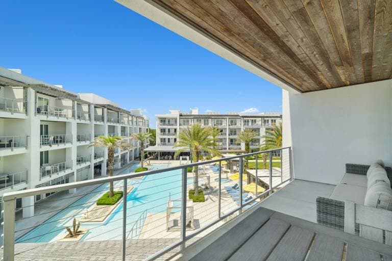 Pointe Residence - Image 3