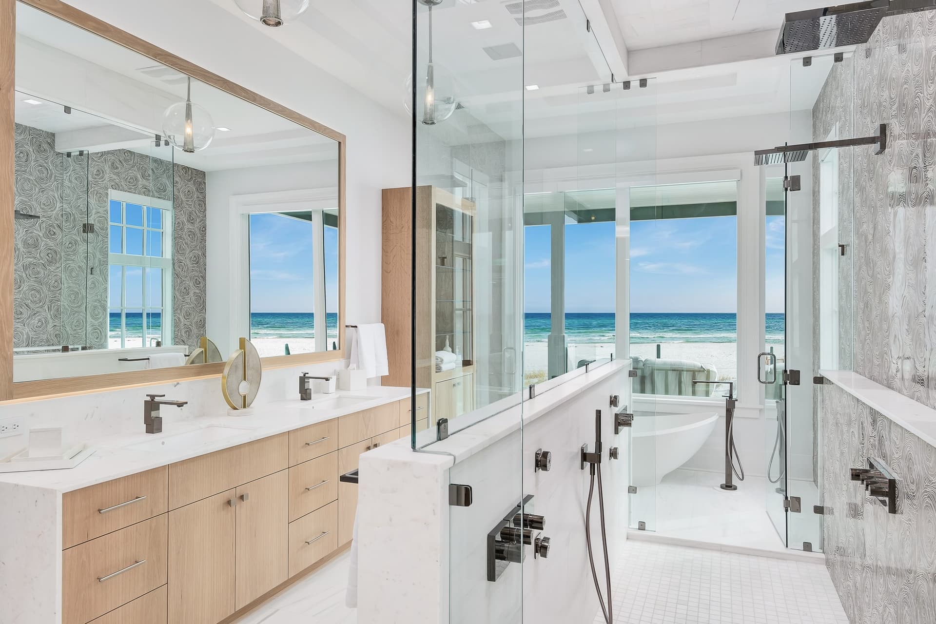 Gulf Front Sanctuary - Image 21