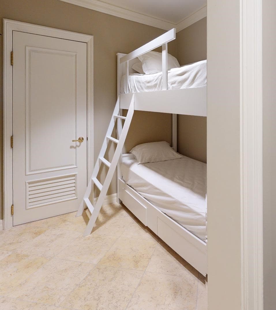 Ritz-Carlton Residence #304 - Image 10