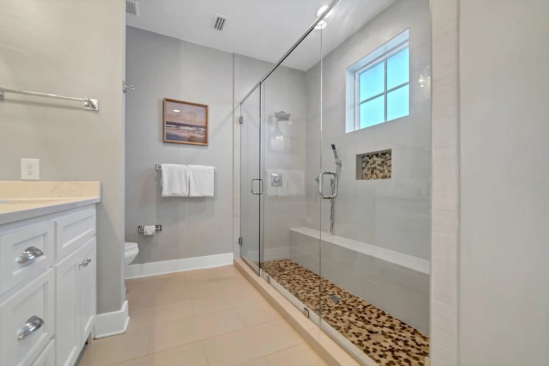 Bella Sol - Image 33