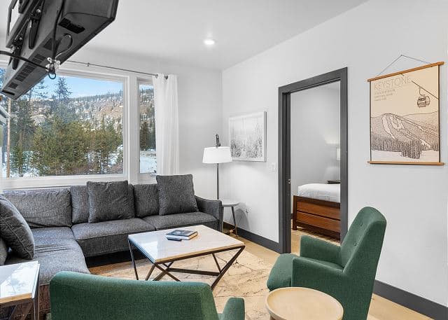 Crestview Chalet Bliss - Image 3