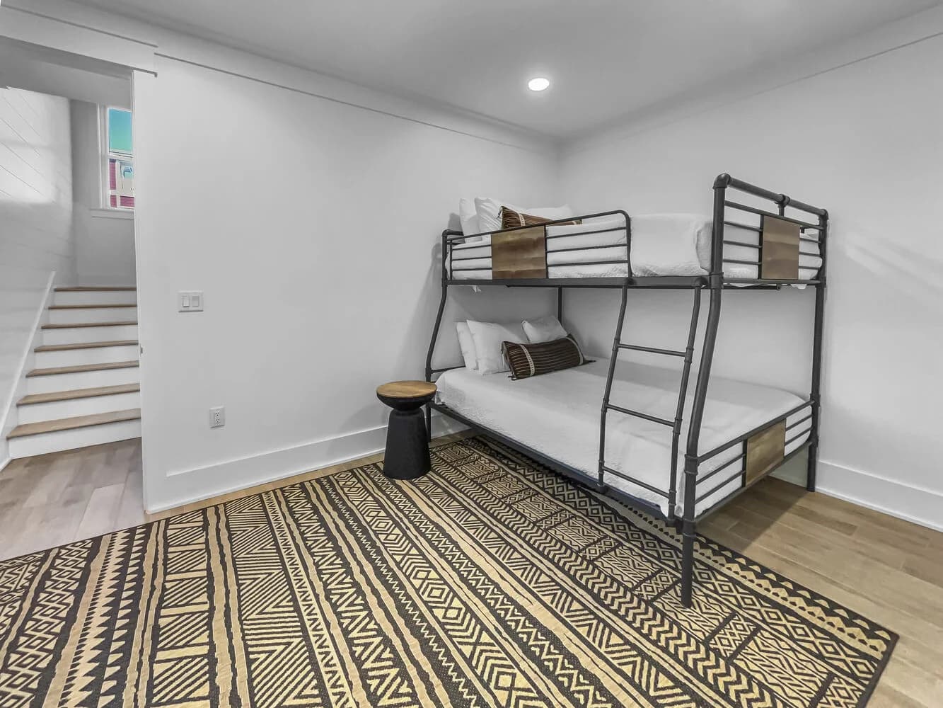 Slice of Paradise - Image 32