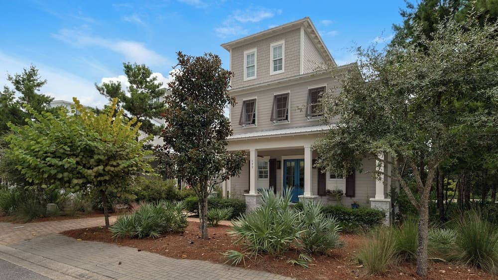 Grayton Grateful - Image 1