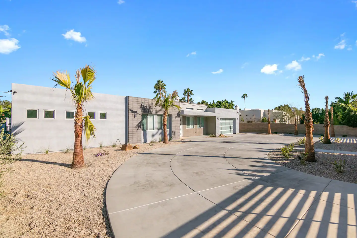 Opulent Haven - Image 33