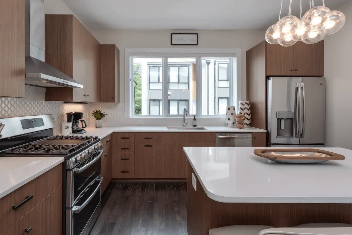 9th Avenue - Image 2