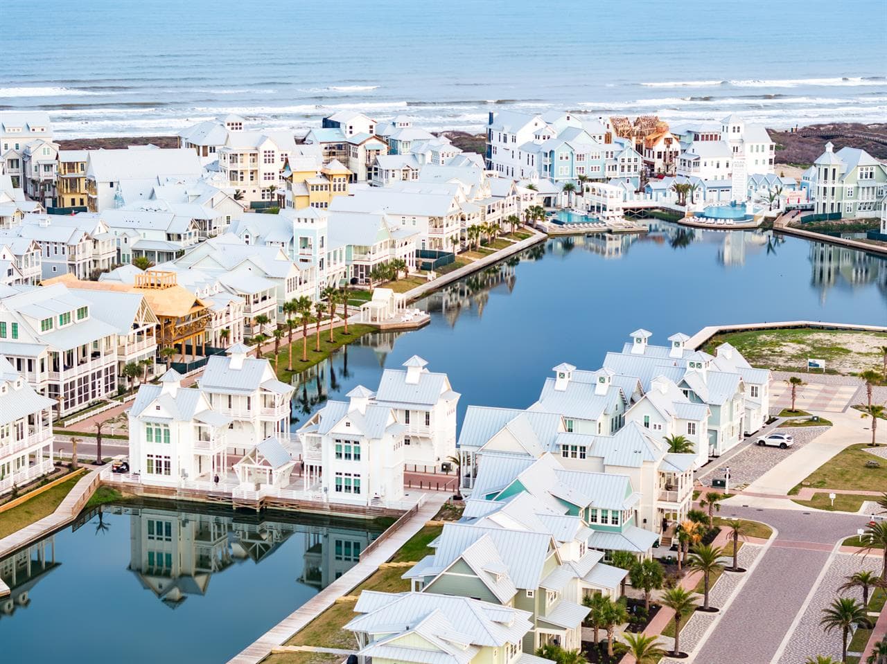 Beachfront Vibe - Image 58