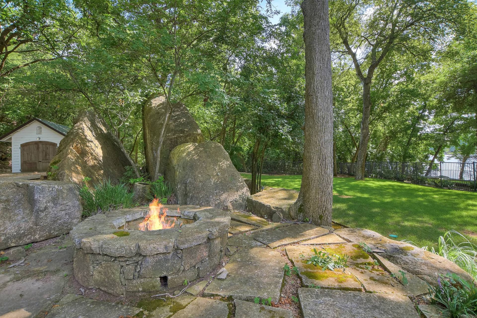 Casa Paradiso on Lake Austin - Image 33