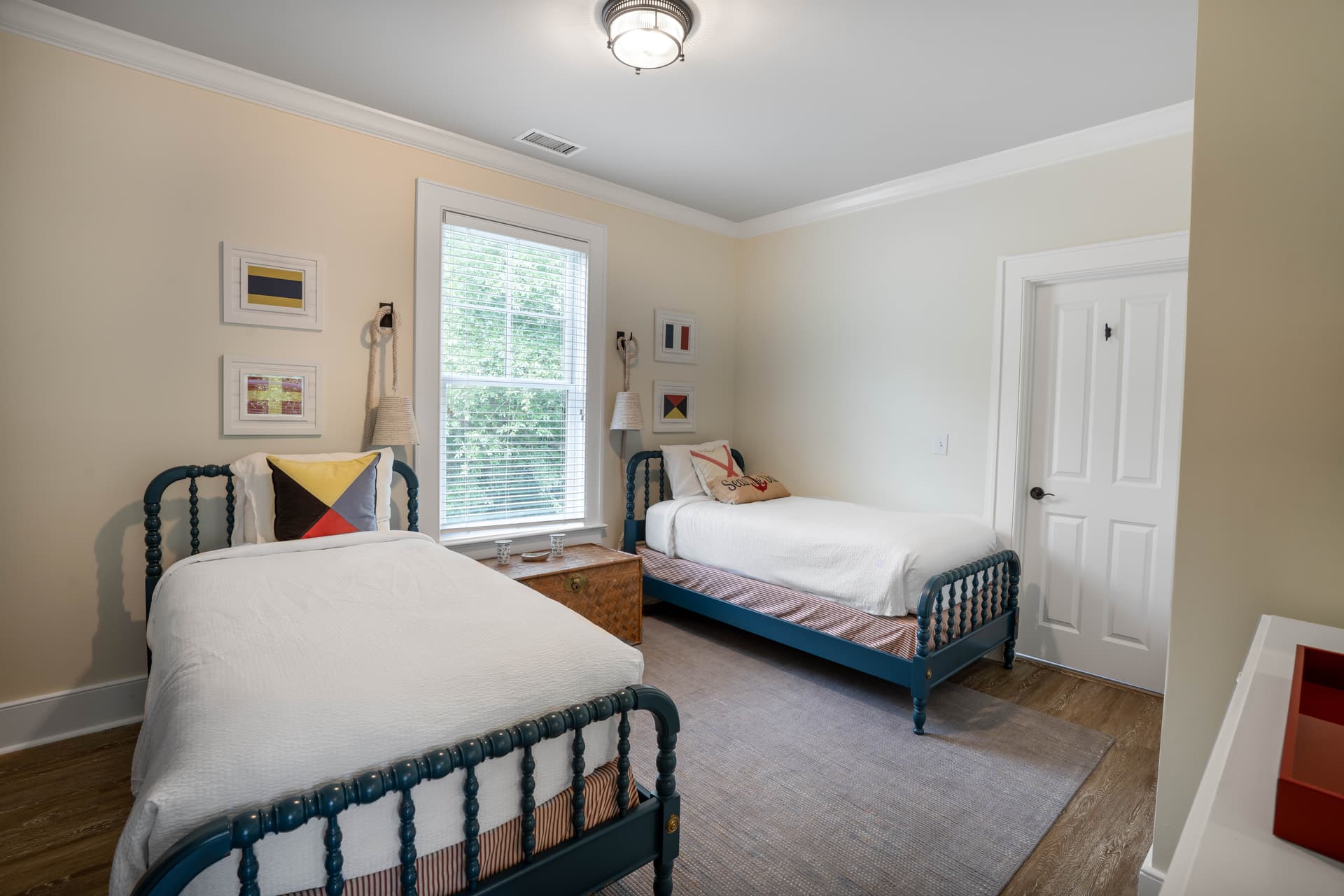 Eugenia Avenue #2B - Image 14