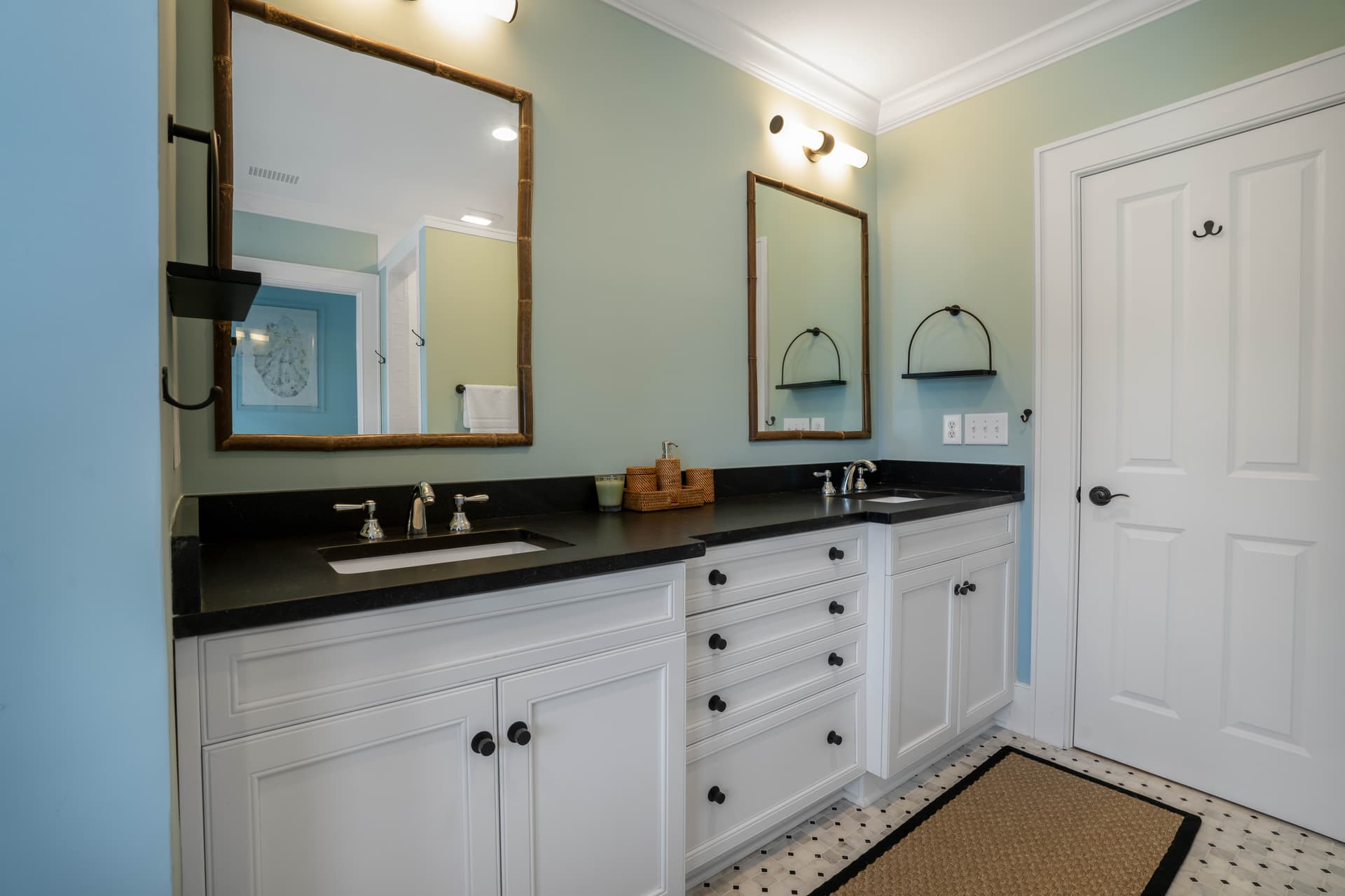 Eugenia Avenue #2B - Image 25