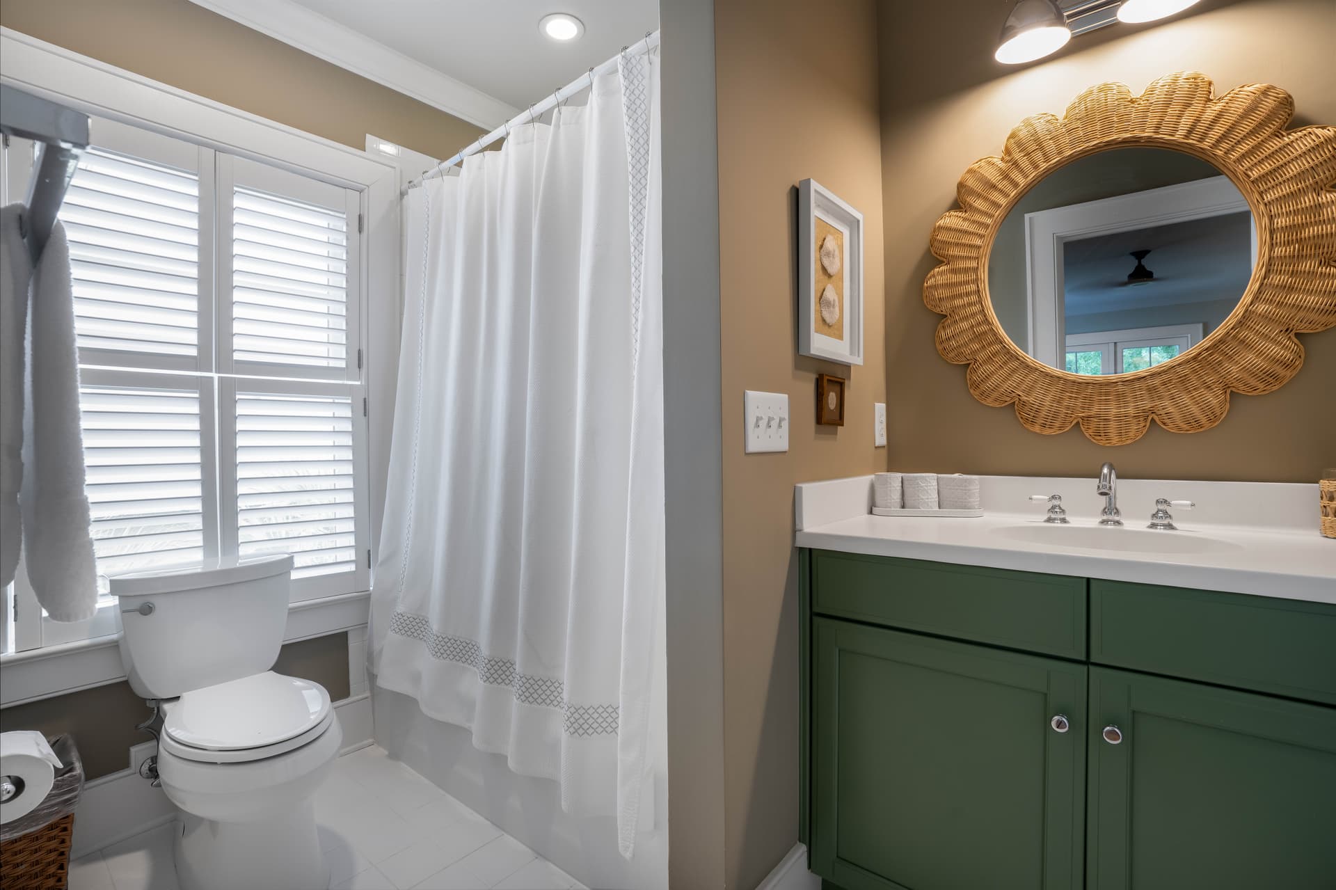 Eugenia Avenue #2B - Image 26