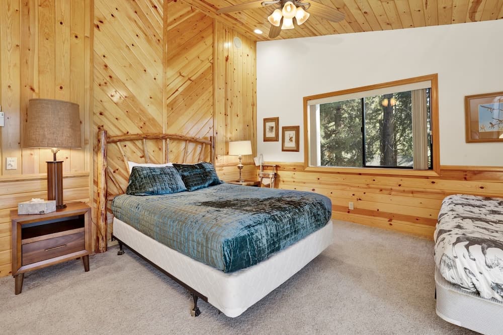 Eagle Point Lake House #2471 - Image 9