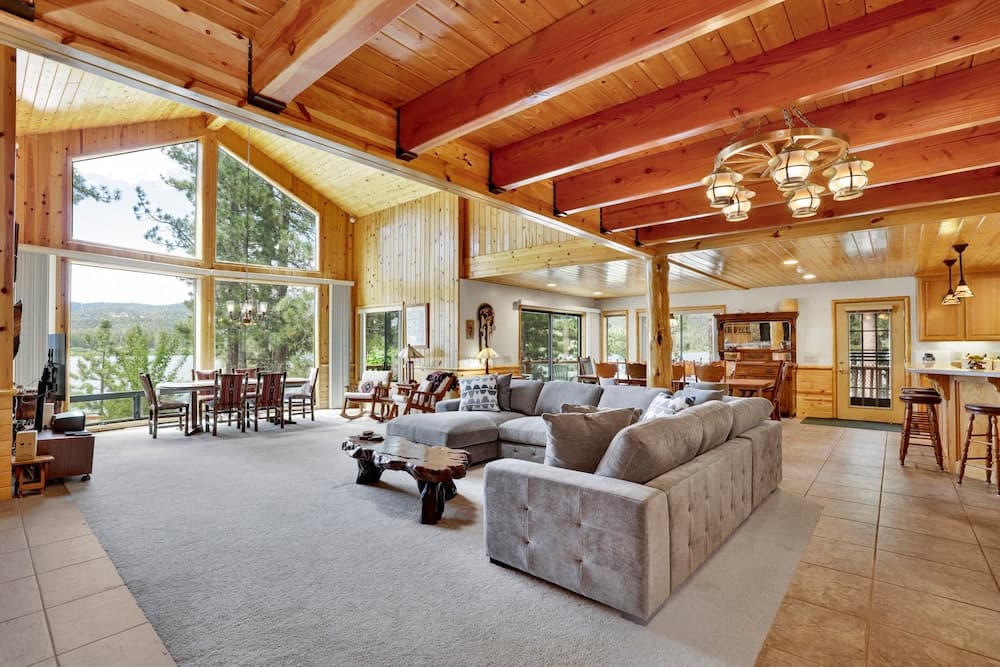 Eagle Point Lake House #2471 - Image 4