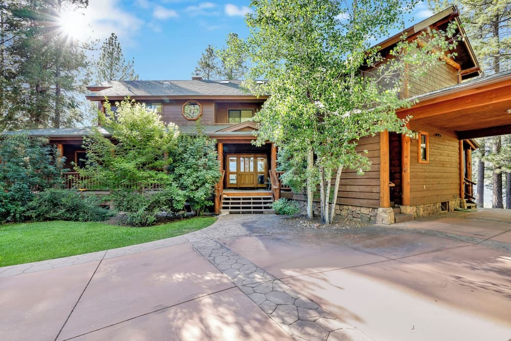 Eagle Point Lake House #2471 - Image 46