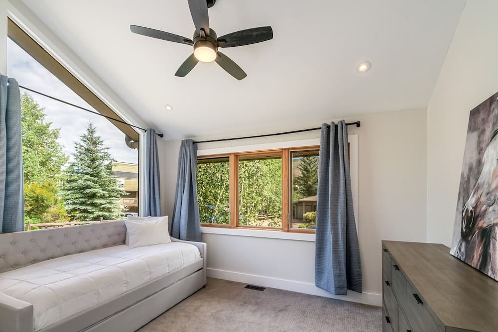 Eagle Vail - Image 2