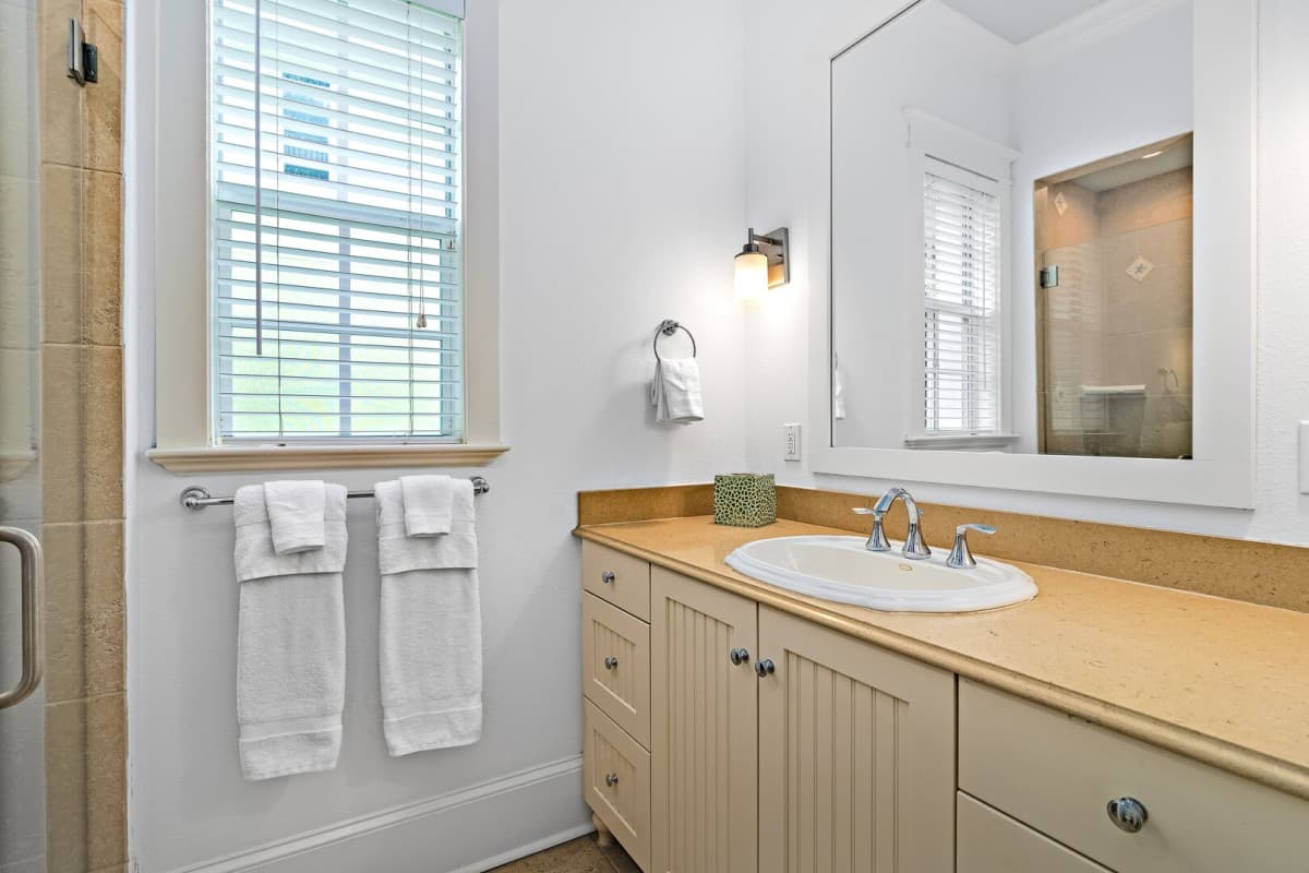 Key Canal Home - Image 15