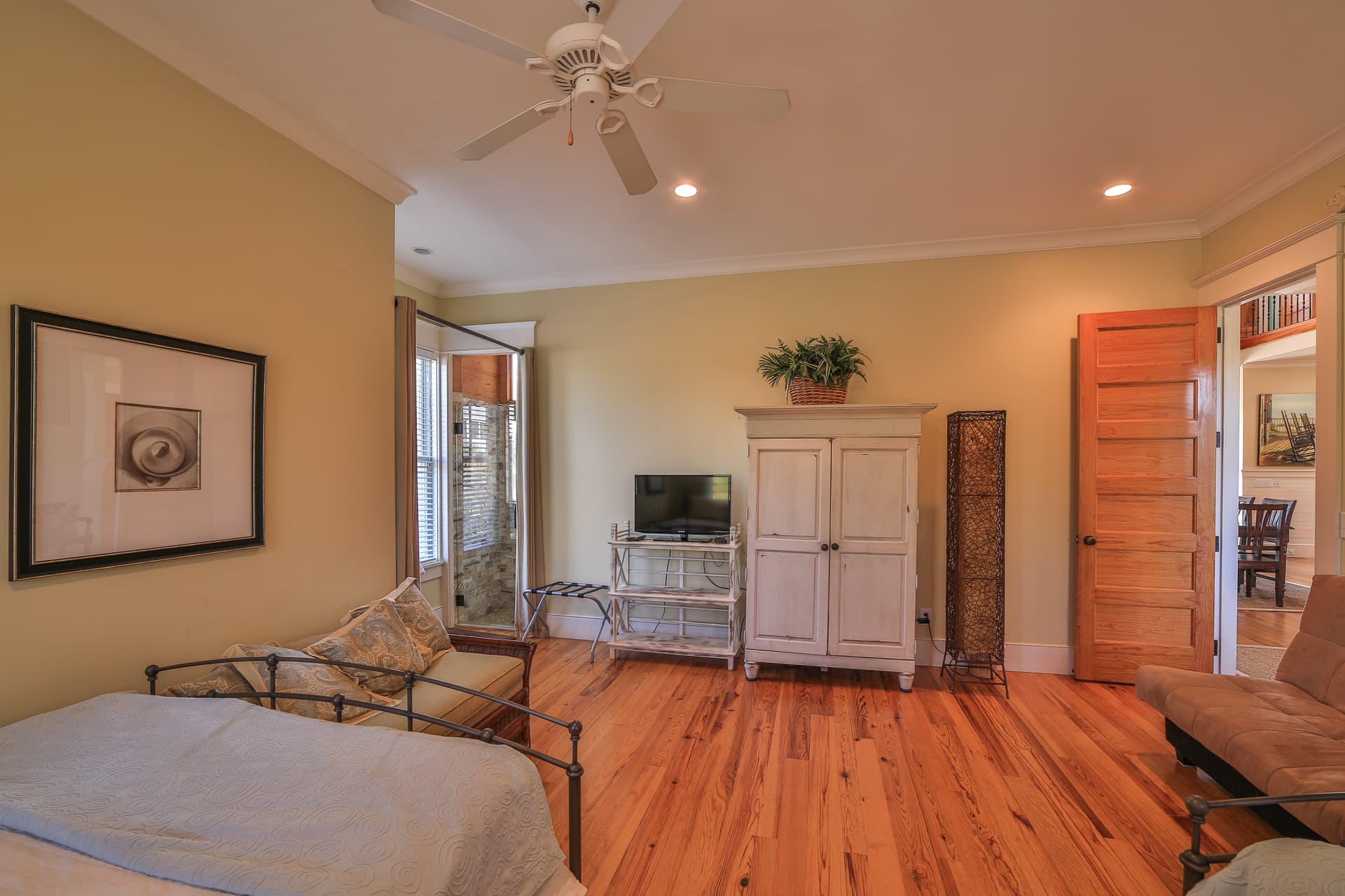 Pink Flamingo - Image 23