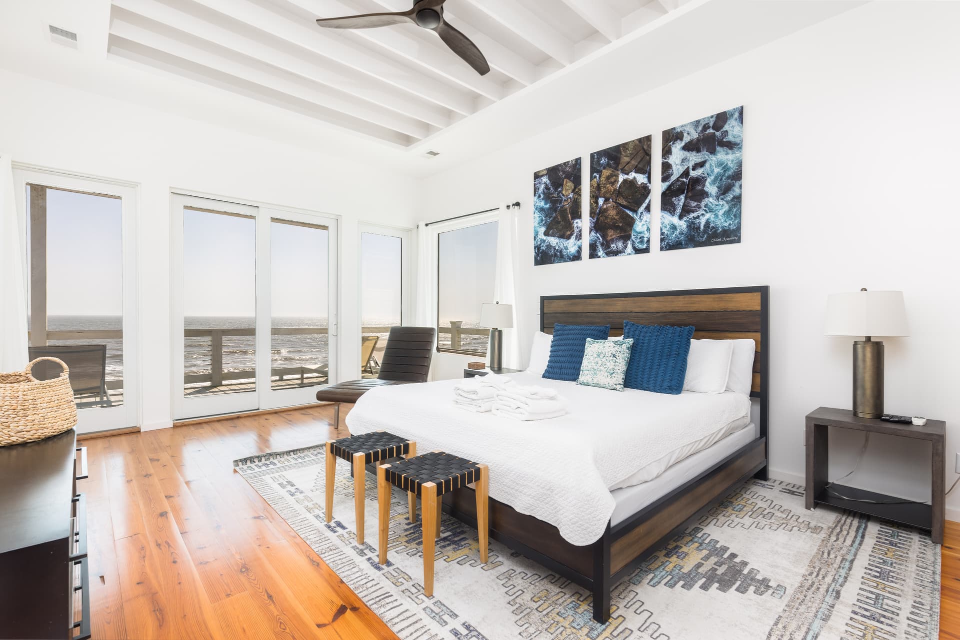 Saylors' Malibu - Image 21