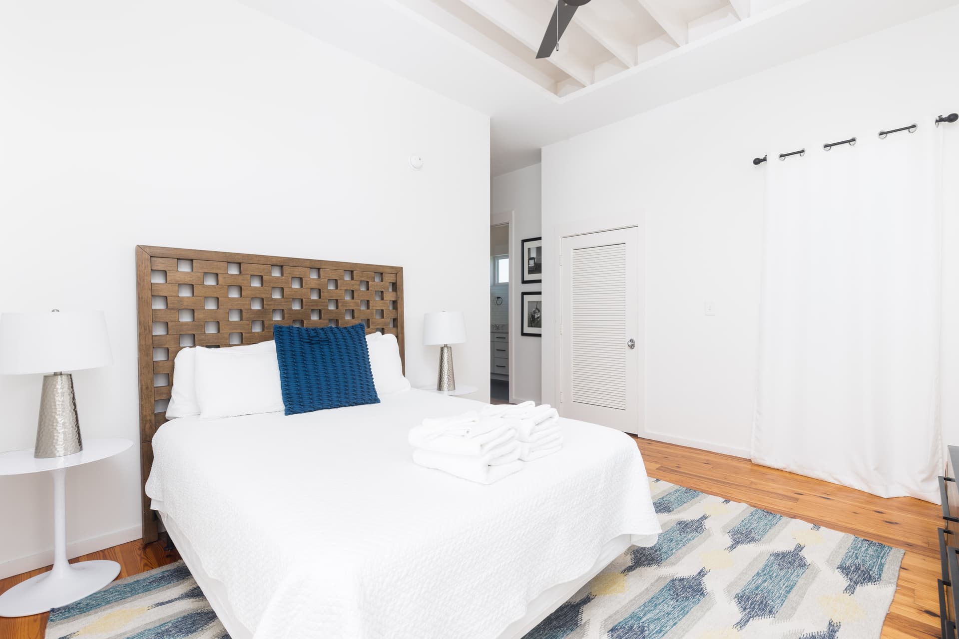 Saylors' Malibu - Image 29