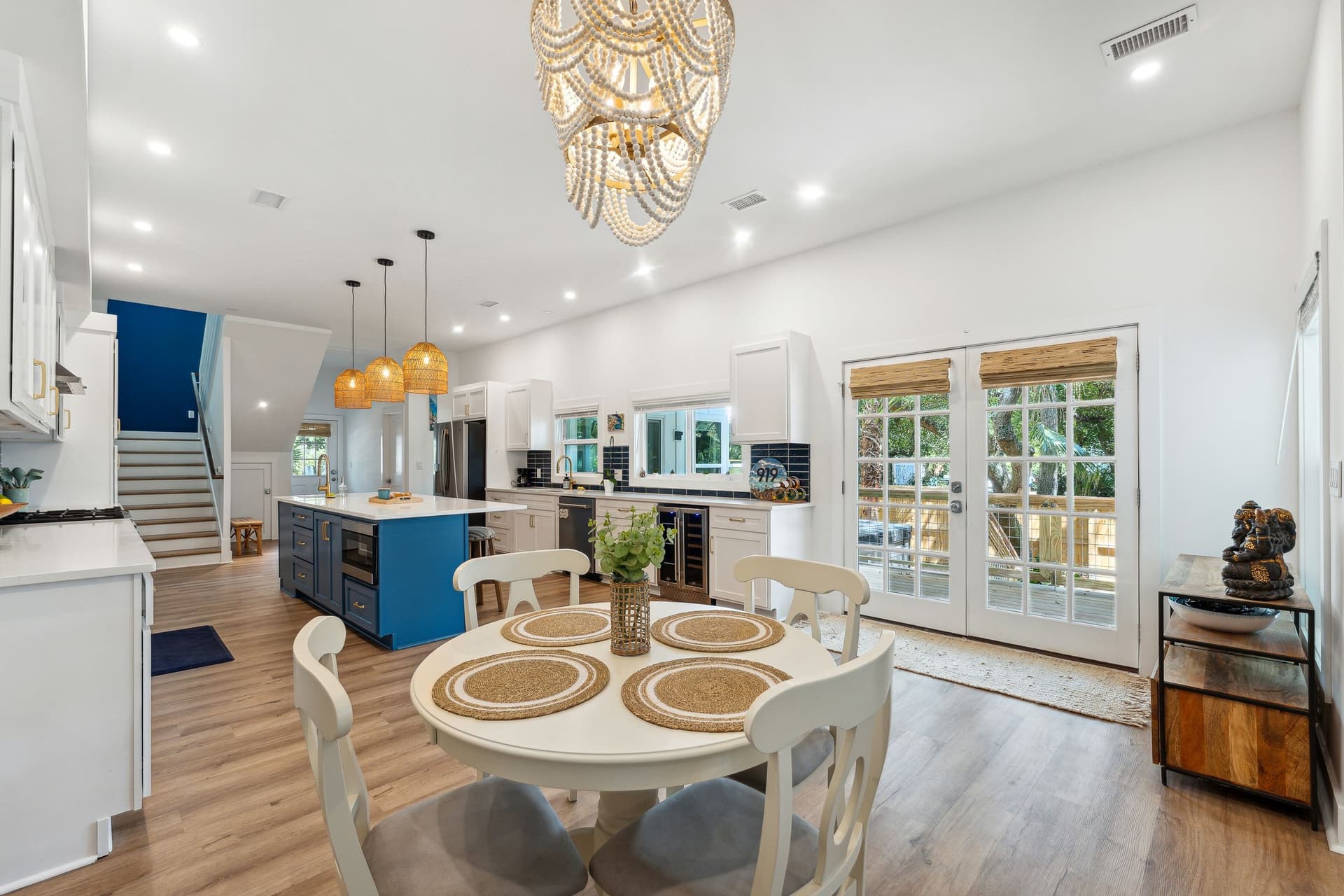 Follynesia - Image 16