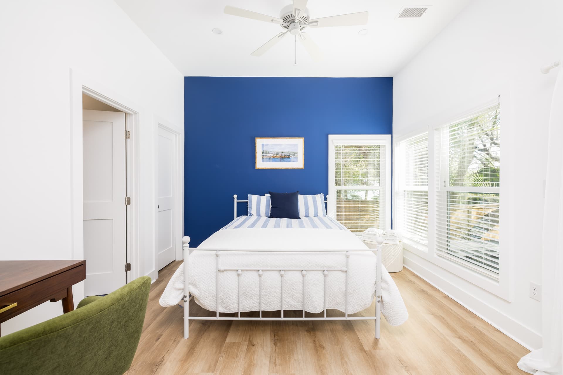 Follynesia - Image 23