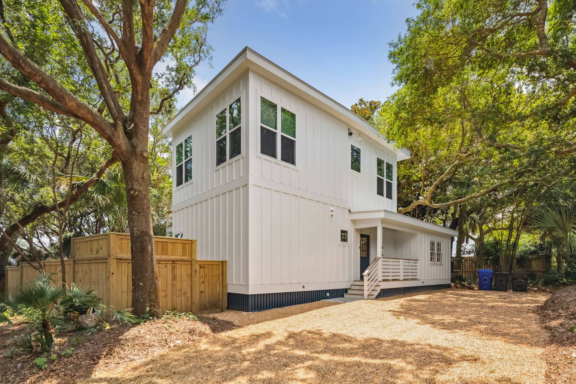 Follynesia - Image 31