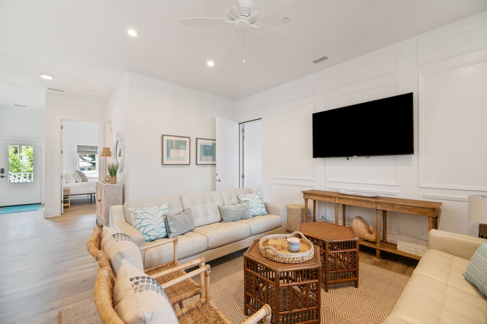 Marie Marsh - Image 6