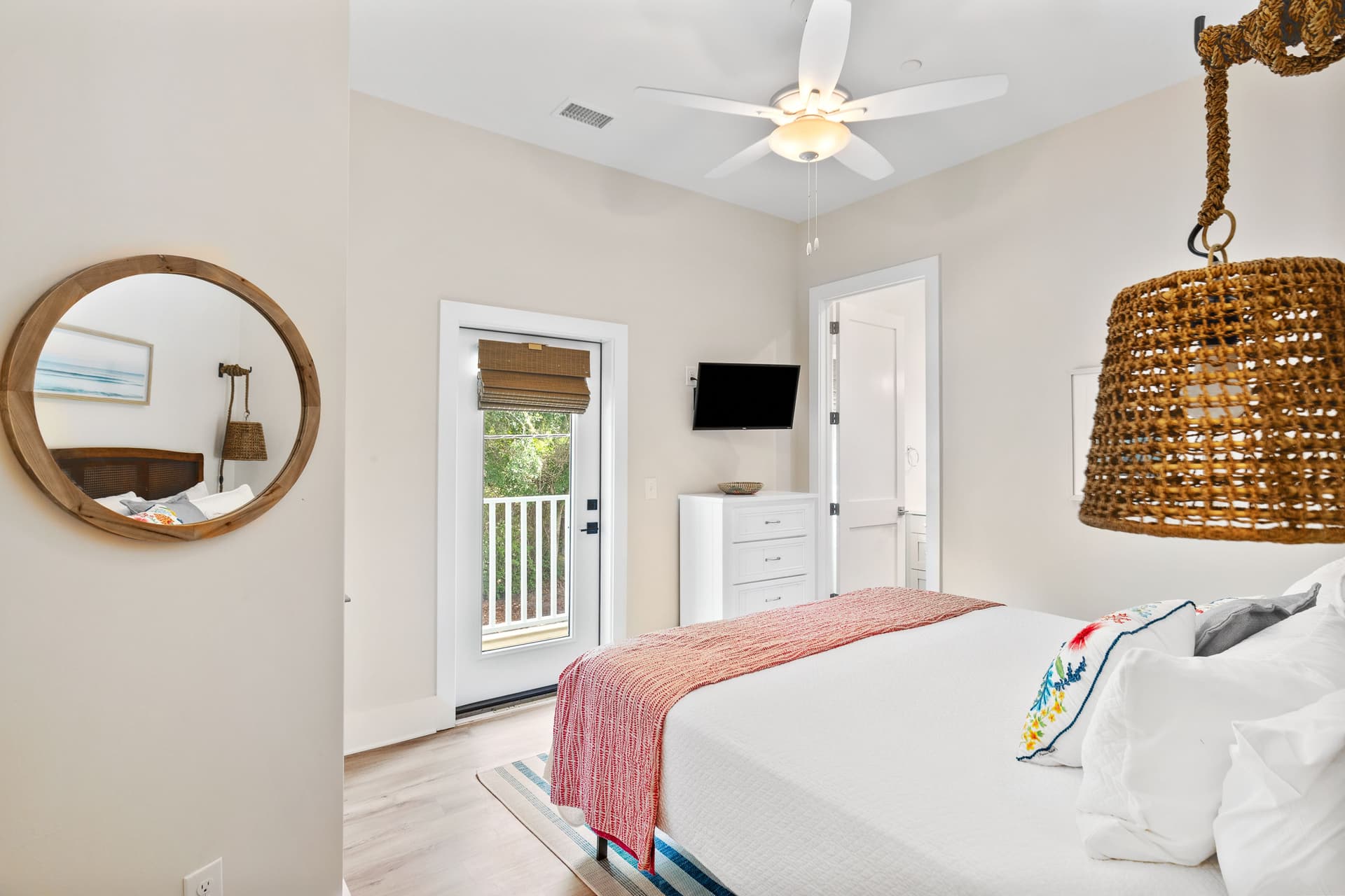 Mimosa Manor - Image 16