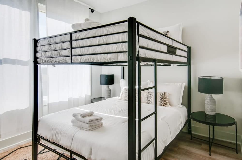 Double Deck - Image 27