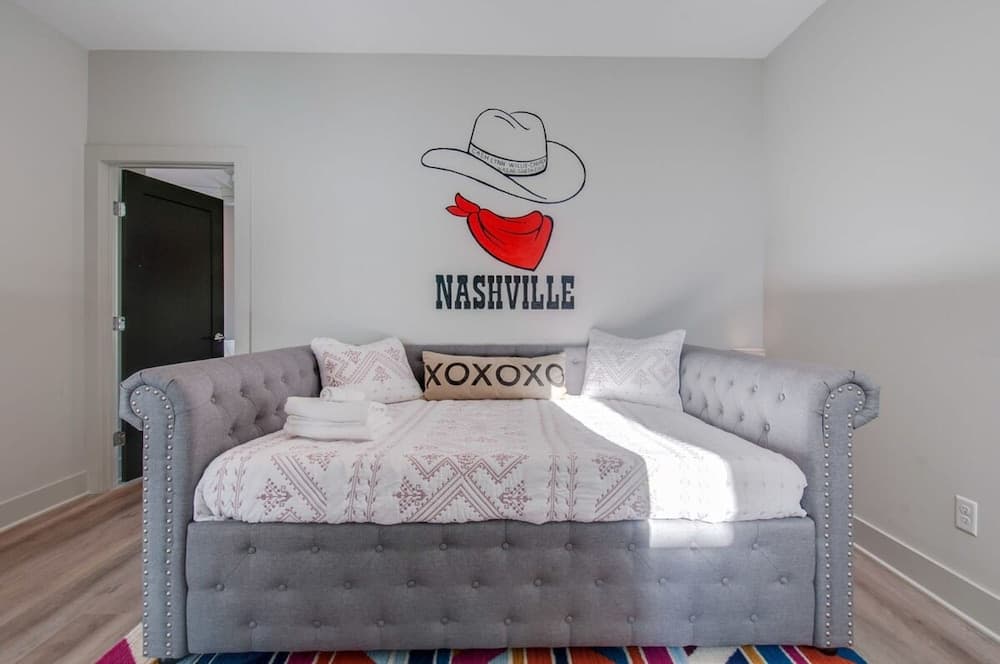 Double Deck - Image 13