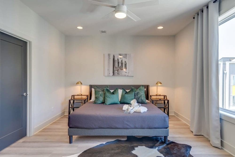 Double Deck - Image 21