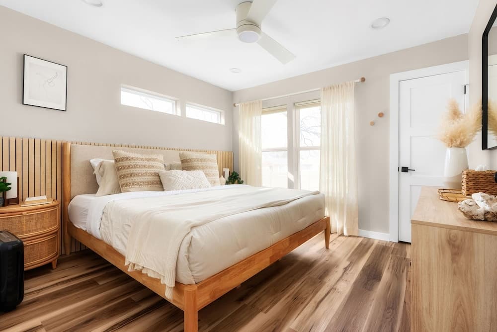 East Side Sanctuary - Image 17